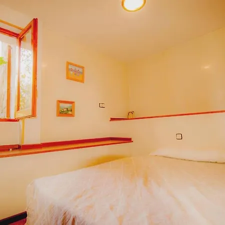 Fluvia: Swimming-pool, Seaview, 1200m Center And Villa