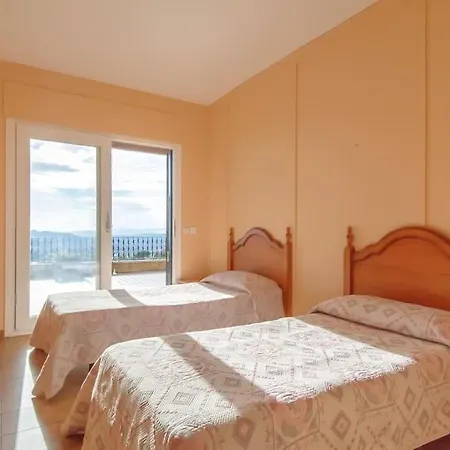 Fluvia: Swimming-pool, Seaview, 1200m Center And Lloret de Mar