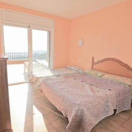 Fluvia: Swimming-pool, Seaview, 1200m Center And Villa